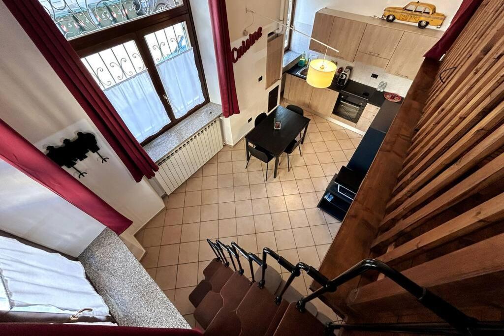Apartamento Grazioso Loft A 5 Minuti Dal Centro Di Torino Exterior foto